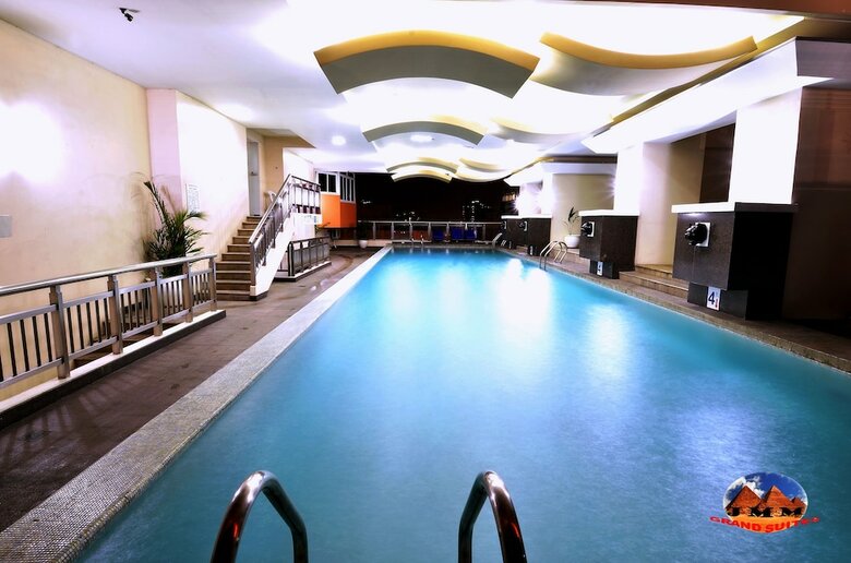 Jmm Grand Suites