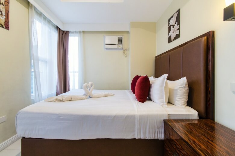 Jmm Grand Suites