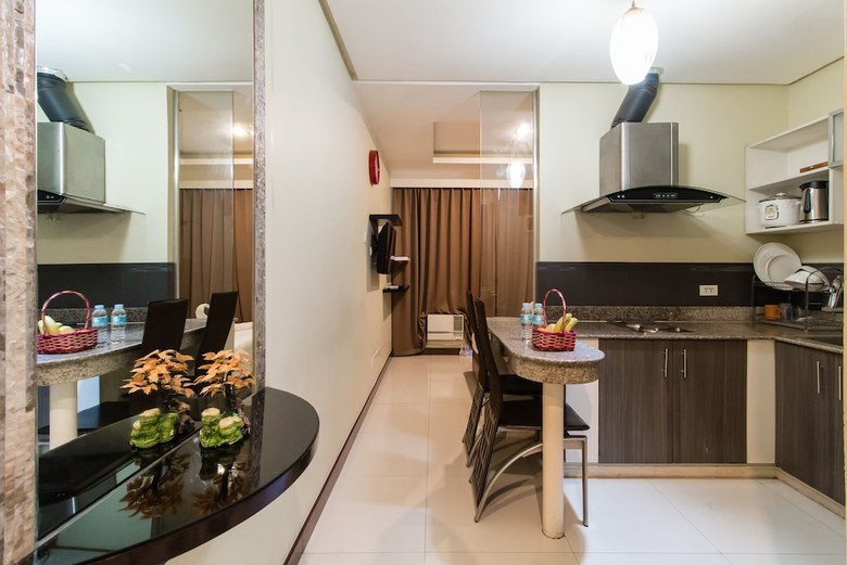 Jmm Grand Suites