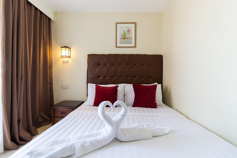 Jmm Grand Suites