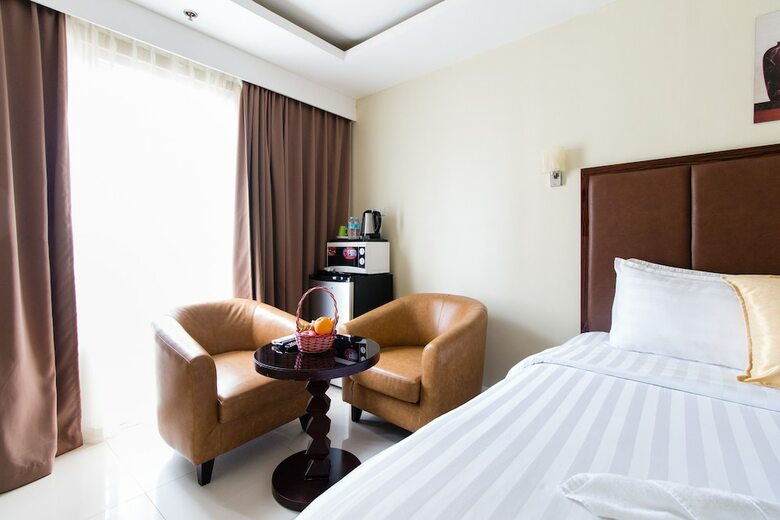 Jmm Grand Suites