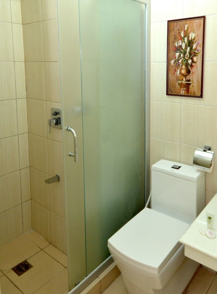 Jmm Grand Suites
