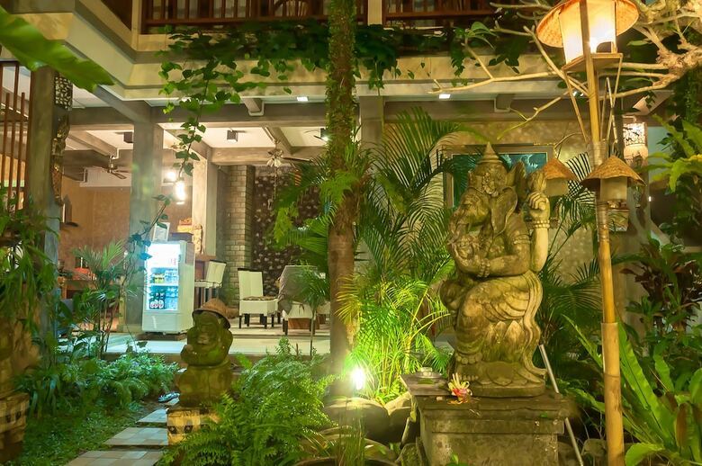Hotel Sandat Bali Ubud Guest House