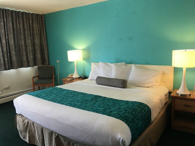 Hotel Howard Johnson By Wyndham Colorado Springs