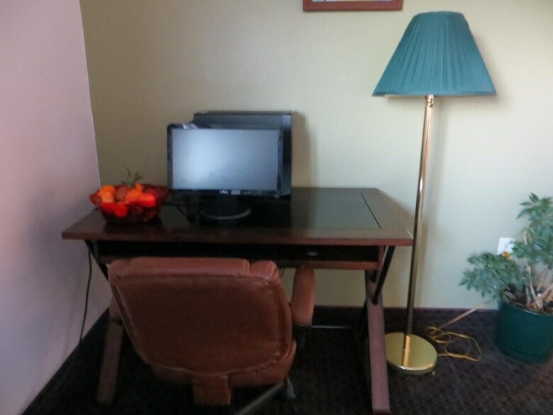 Motel Amerivu Inn And Suites-stanley