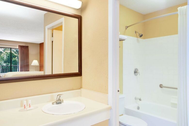 Motel Super 8 By Wyndham Defuniak Springs