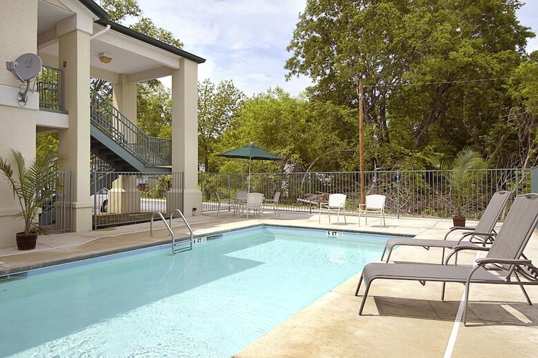 Motel Super 8 By Wyndham Ft. Oglethorpe Ga/chatt Tn Area