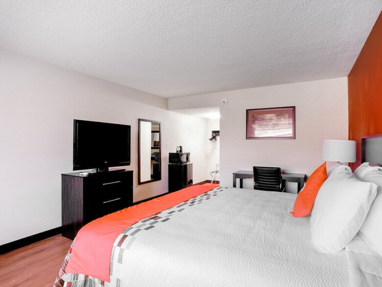 Motel Oyo Hotel Moline Il I-74 North