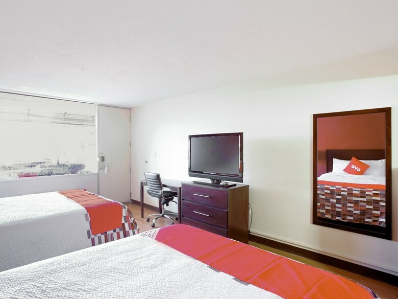 Motel Oyo Hotel Moline Il I-74 North