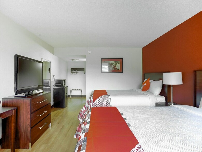 Motel Oyo Hotel Moline Il I-74 North