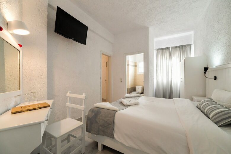 Hotel Artemis Suites