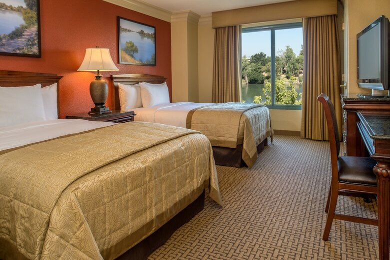 Hotel Embassy Suites By Hilton Sacramento - Riverfront Promenade