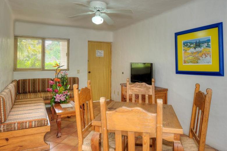 La Casa Iguana Hotel