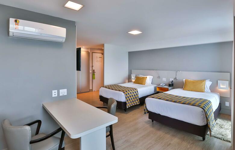 Hotel Beach Class Suites Recife