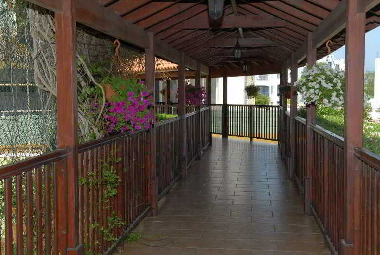 Maistrali Hotel Apartments & Bungalows