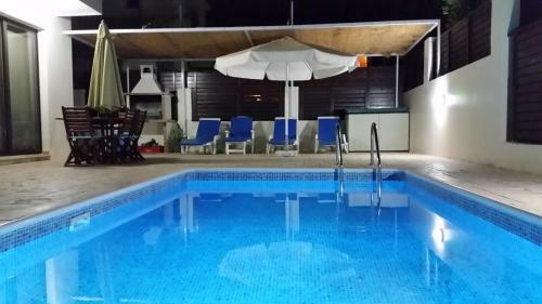 Fotini Villa