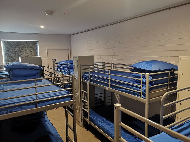 Hostal Perth 5 Backpacker Hostel