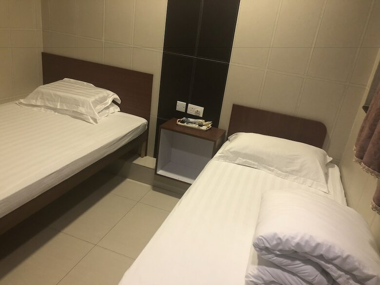 Hostal Prince Hotel