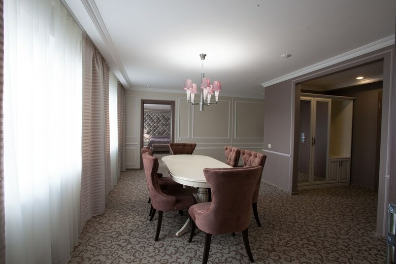 The Avrora Hotel Complex