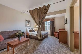 Clarion Hotel & Suites