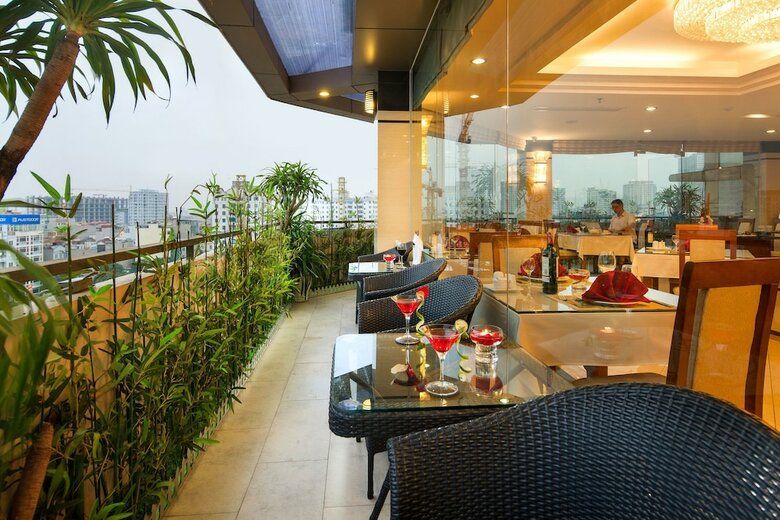 Luxeden Hotel