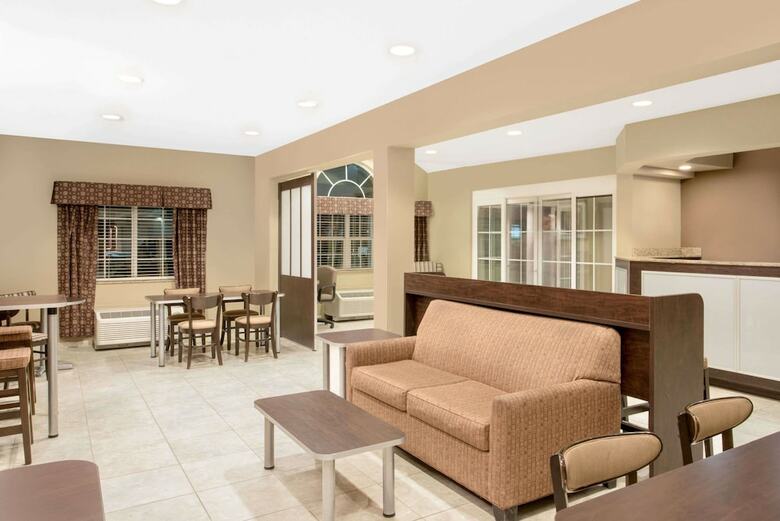 Hotel Microtel Inn & Suites By Wyndham Midland