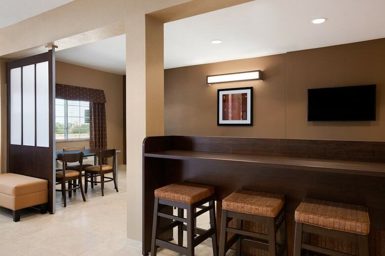 Hotel Microtel Inn & Suites By Wyndham Midland