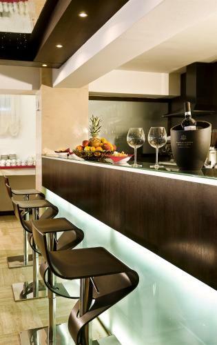Hotel Petit Palais