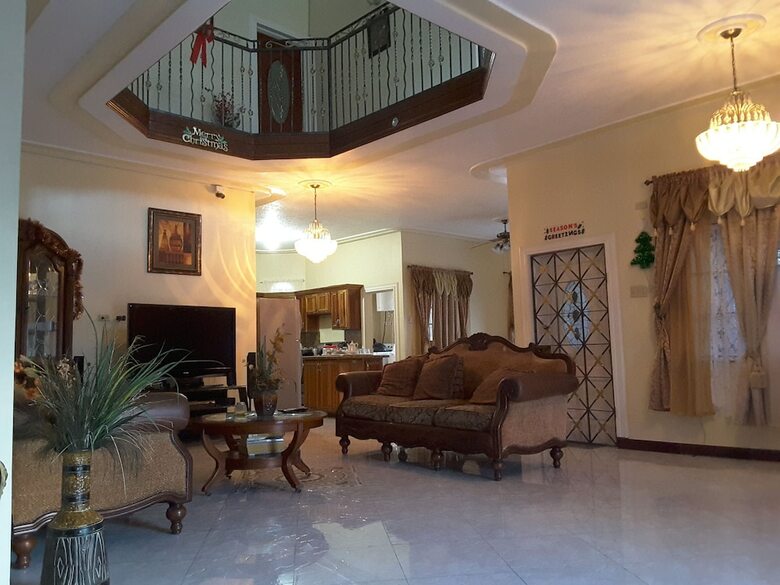 Hotel Cazwin Villa