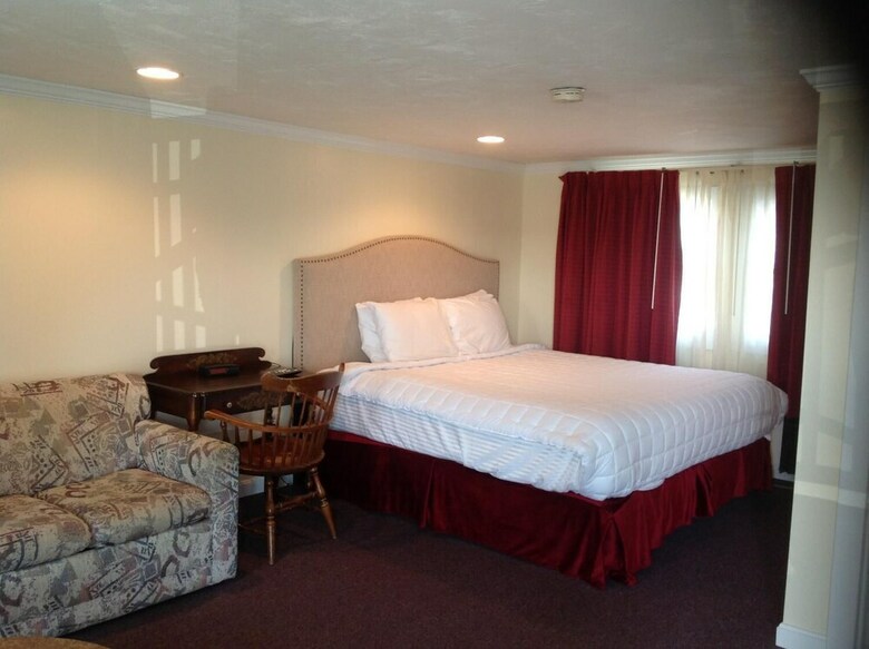 The Tides Motel