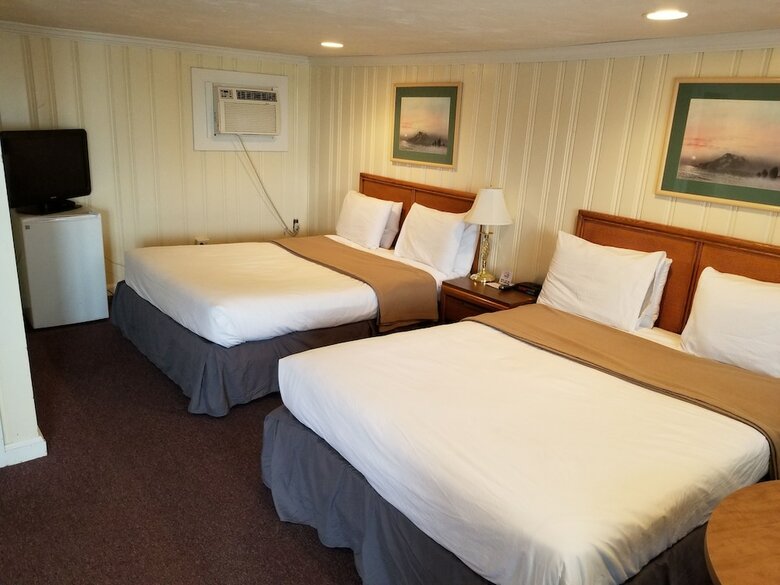 The Tides Motel