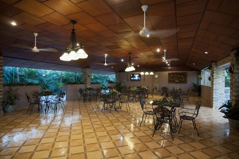 Kemael Hotel