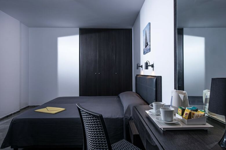 Indigo Inn Hotel