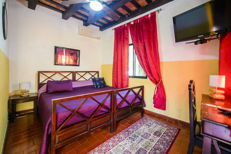 Hotel Casa Naemie