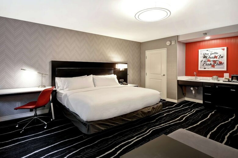 Hotel Doubletree By Hilton Deadwood At Cadillac Jack's