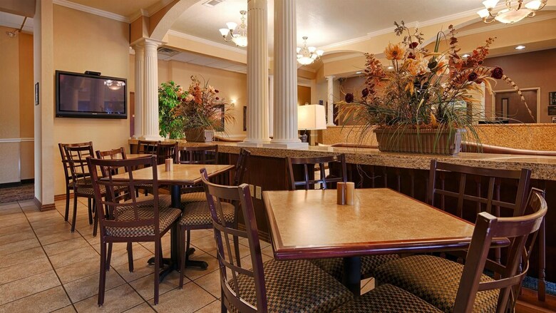 Hotel Best Western Plus Shamrock Inn & Suites