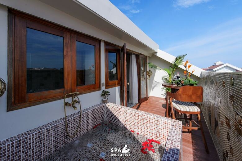 Hotel Almanity Hoi An Wellness Resort
