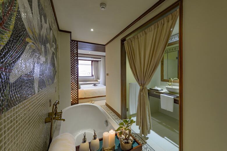 Hotel Almanity Hoi An Wellness Resort
