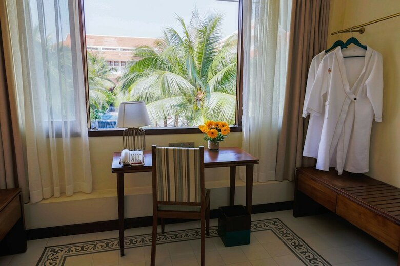 Hotel Almanity Hoi An Wellness Resort