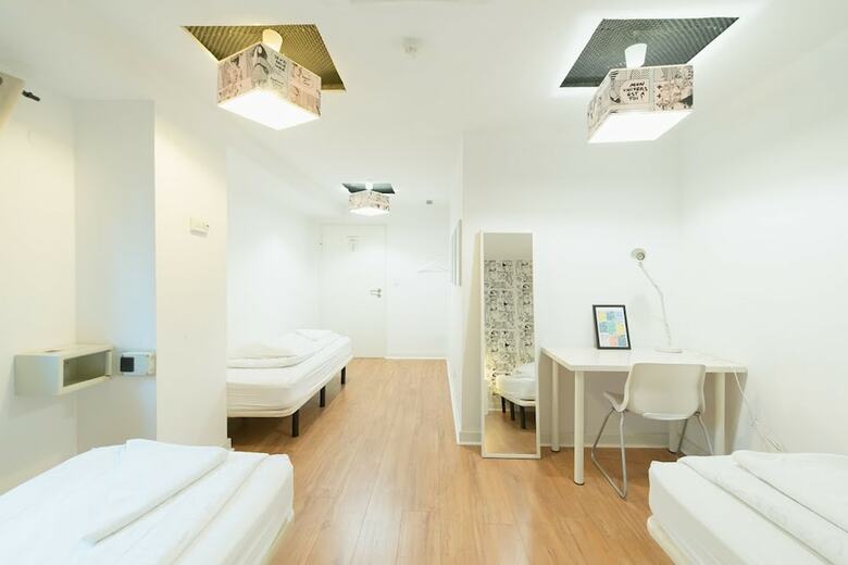 Hostal Lisbon Destination Hostel