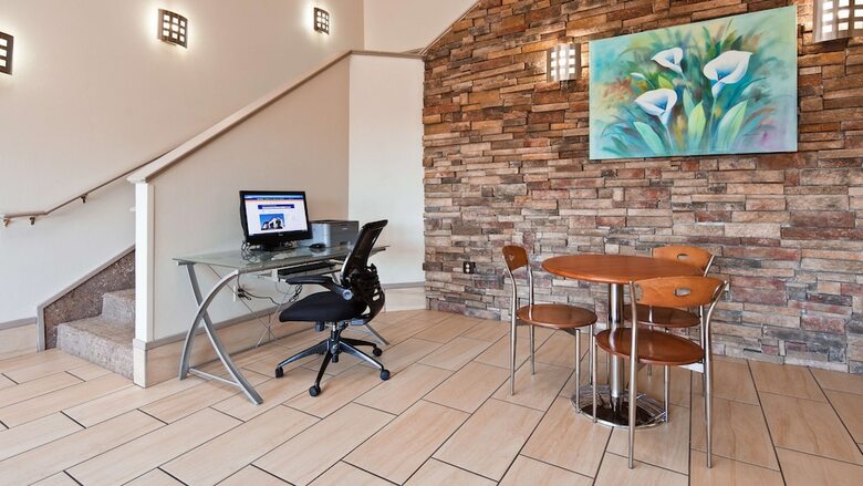 Surestay Hotel By Best Western Albuquerque Midtown