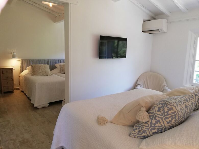 Hotel H�tel Les Capucines