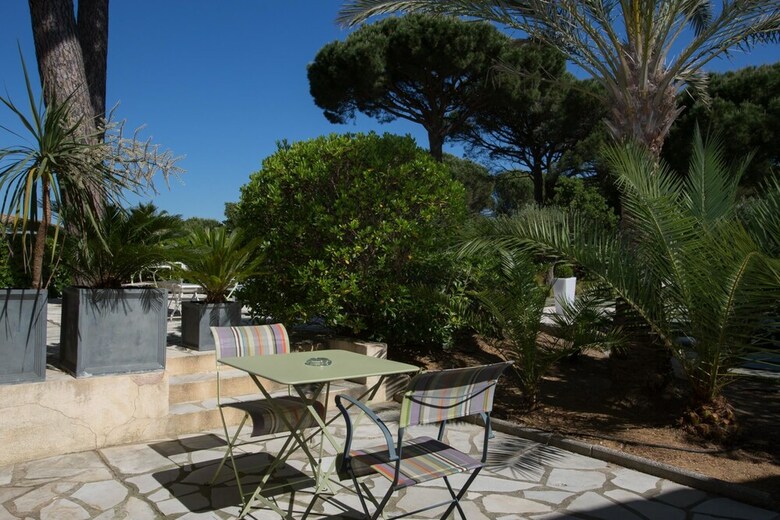 Hotel H�tel Les Capucines