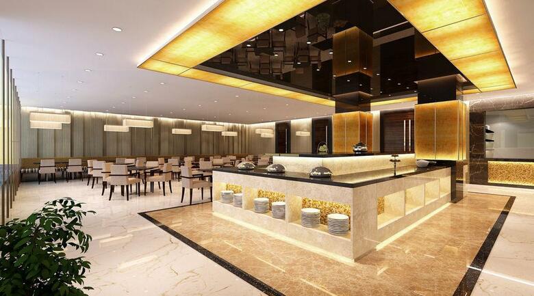 Peninsula Excelsior Hotel