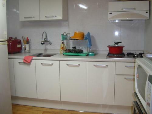 Hostal Sarangbang Guesthouse