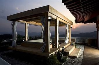 Kolon Hotel