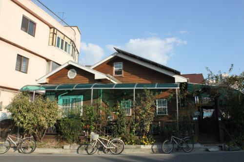 Hostal Tavo House