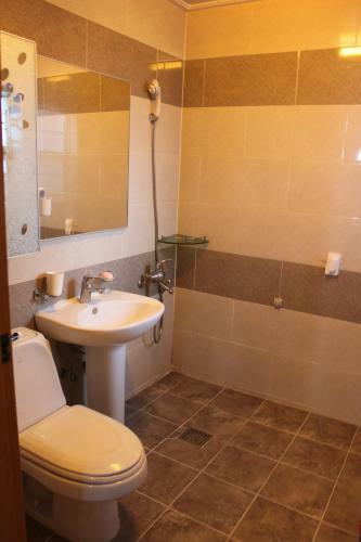 Hostal Tavo House