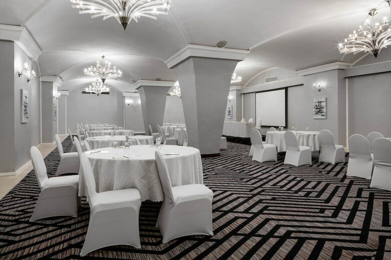 Hotel Four Points By Sheraton Dar Es Salaam New Africa
