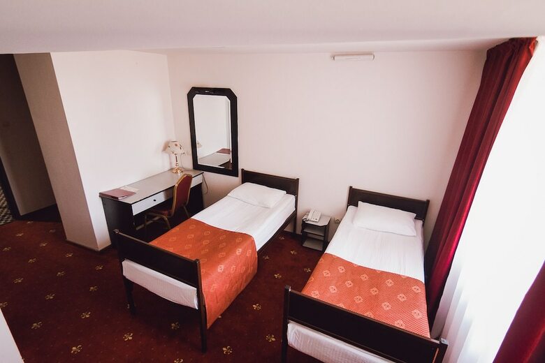 Amaks Safar Hotel